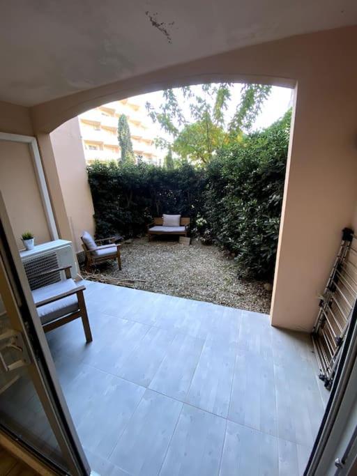 Appartement Studio Cabine Avec Jardin à Canet-en-Roussillon Extérieur photo