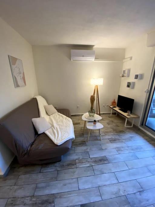 Appartement Studio Cabine Avec Jardin à Canet-en-Roussillon Extérieur photo
